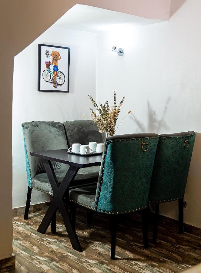 Palm Heights Apartments - Omole Phase 1, Ikeja Luaran gambar